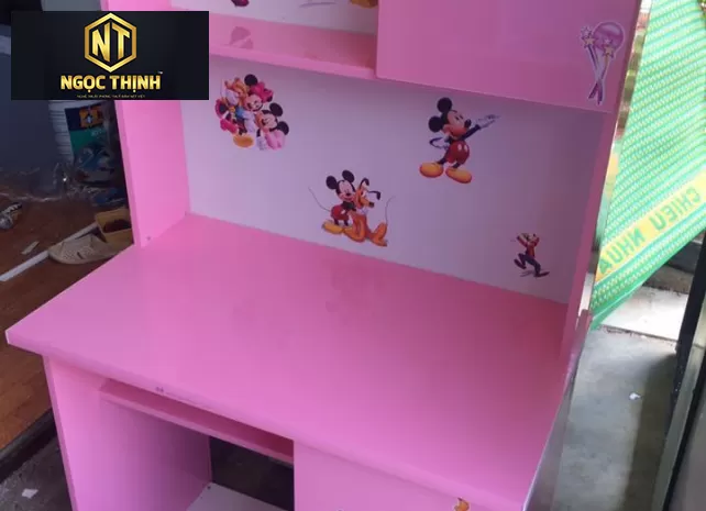 BÀN HỌC CHO BÉ GÁI NỘI THẤT NGỌC THỊNH